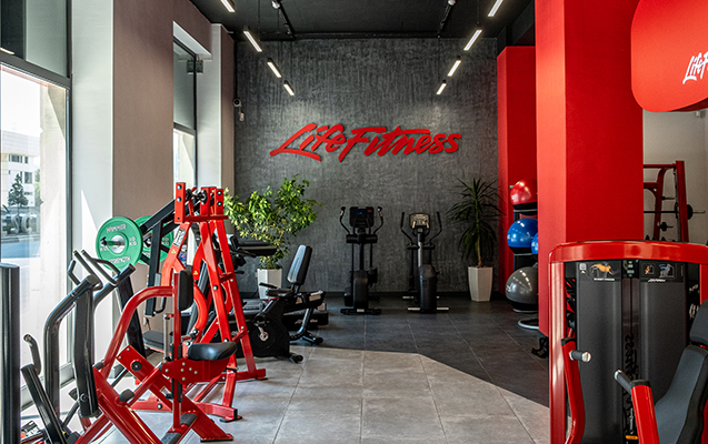 dunyanin-aparici-trenajor-istehsalcisi-life-fitness-artiq-azerbaycanda