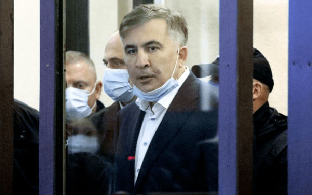 Saakaşvili klinikaya köçürüldü