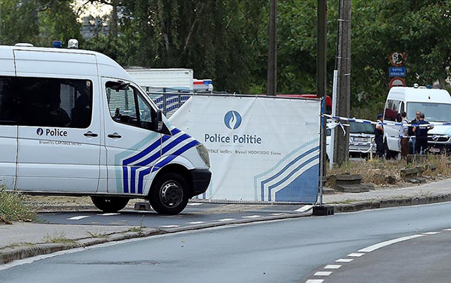 belcikada-bina-partladi-olenler-var