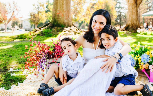 sevle-meshurlasan-seyla-abs-da-amazonda-calisir