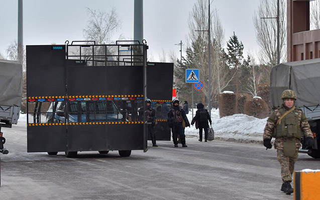 qazaxistanda-igtisaslarda-olen-herbcilerin-sayi-aciqlandi