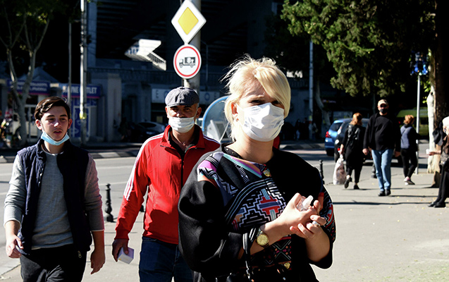 gurcustanda-omicrona-yoluxanlarin-sayi-500-u-kecdi