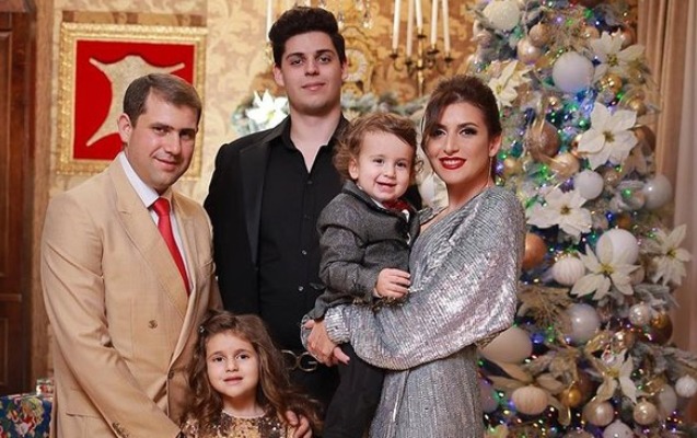 eri-ile-az-foto-paylasmaginin-sebebini-aciqladi