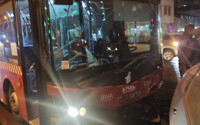 bakida-sernisin-avtobusu-ile-masin-toqqusdu