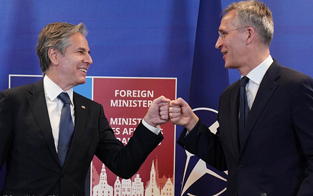 blinkenle-stoltenberq-rusiya-ile-yeni-gorusden-danisdilar