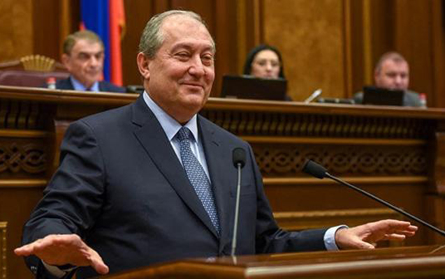 Президент Армении оказался подставным