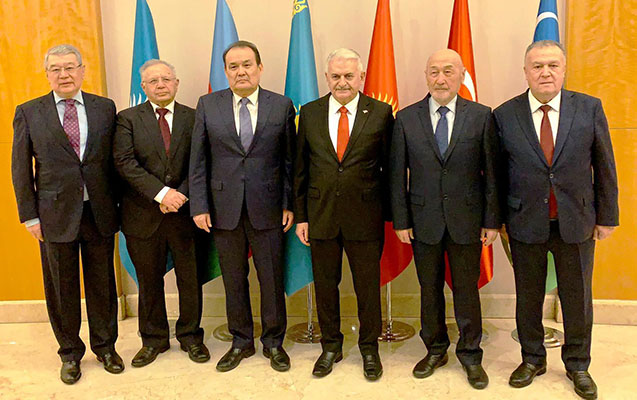 istanbulda-tdt-nin-agsaqqallar-surasinin-toplantisi-kecirilir