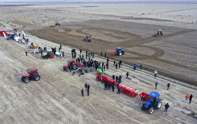 haciqabulda-innovativ-kend-teserrufati-texnikalari-numayis-etdirildi