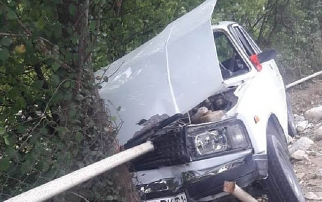 masin-qaz-xettine-cirpildi-olen-var