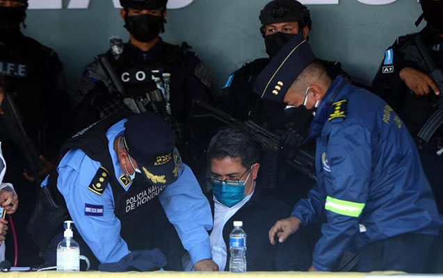 hondurasin-sabiq-prezidenti-saxlanildi