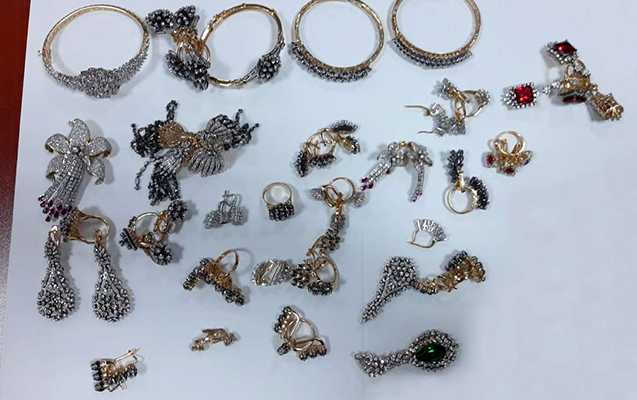 xeyli-miqdarda-zergerlik-memulatlari-askar-edildi