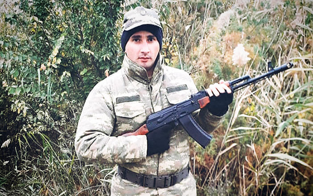 deyirler-ki-konullu-oldugunuz-ucun-adiniz-veteran-siyahisinda-yoxdur