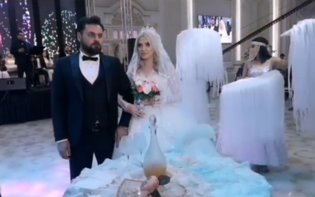 elsad-qarayevin-qizinin-toyundan