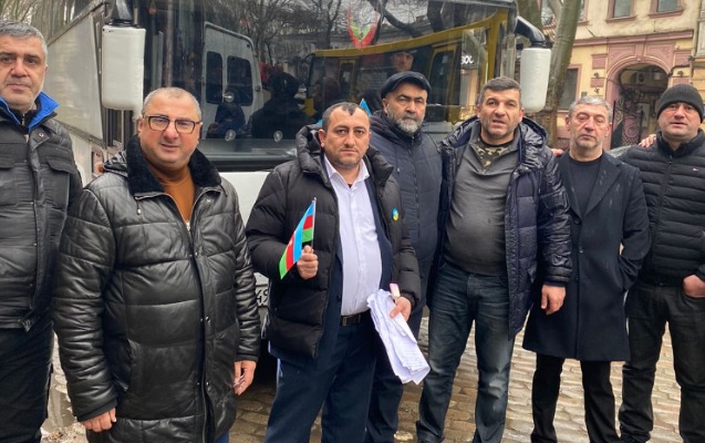 100-den-cox-azerbaycanli-odessadan-yola-salindi
