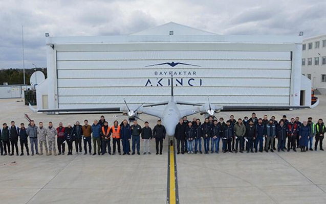 bayraktar-akinci-b-ilk-test-ucusunu-yerine-yetirdi