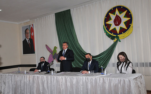 memmedli-kend-sakinleri-ile-gorus-kecirildi