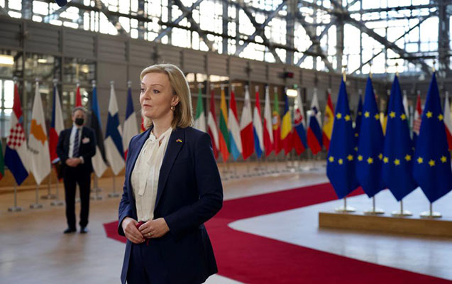 g7-olkeleri-rusiya-yanacagindan-imtina-ile-bagli-raziliga-geldi