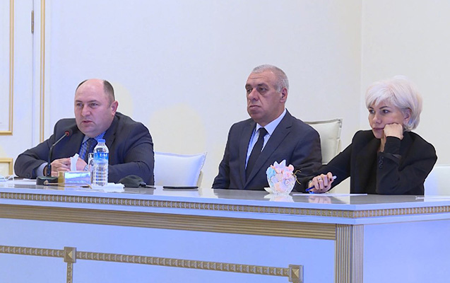 aztv-nin-analitik-qrupu-quba-ictimaiyyeti-ile-gorusub