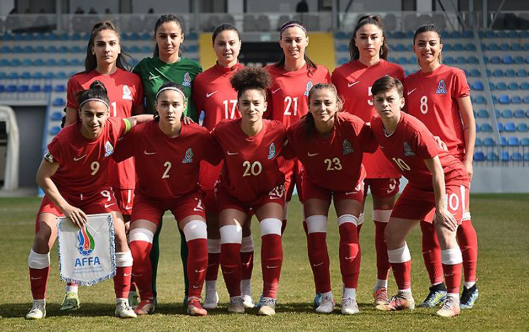 azerbaycan-millisi-albaniyaya-uduzdu