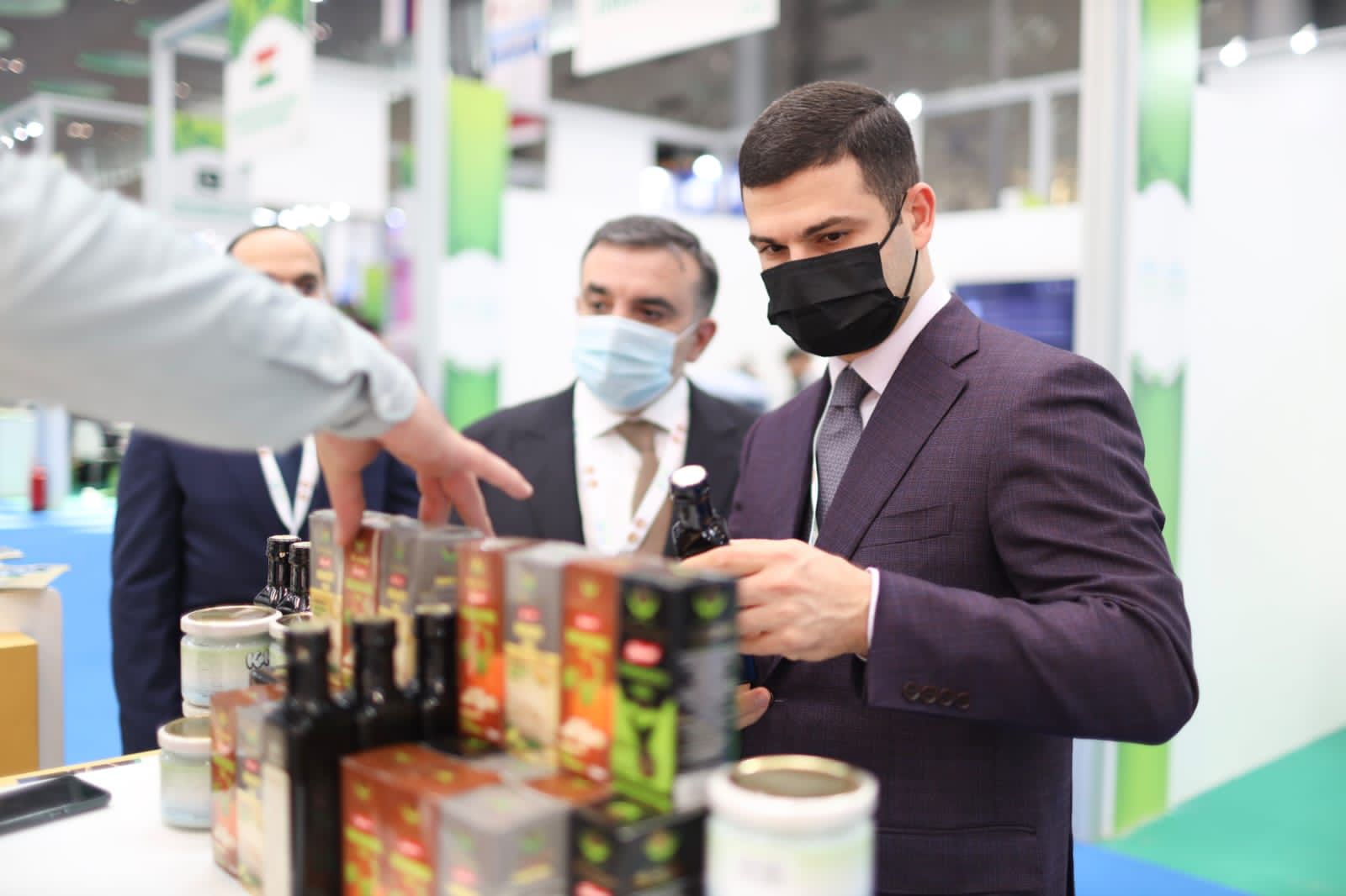 KOBlarımız Qətərdəki beynəlxalq kənd təsərrüfatı və ətraf mühit