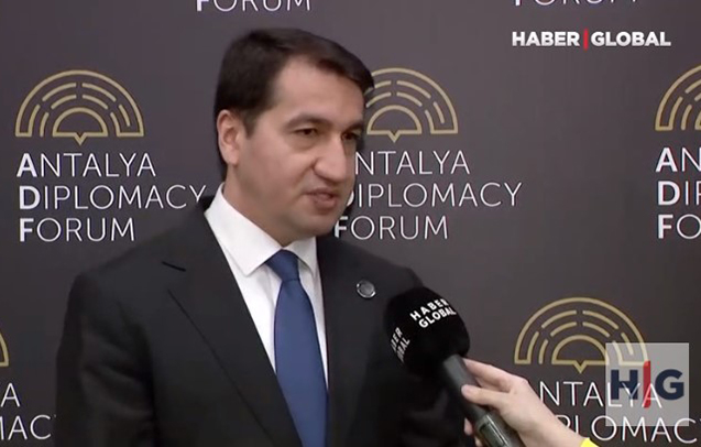 azerbaycan-ve-turkiye-ukraynada-bohranin-basa-catmasi-ucun-sey-gosterir