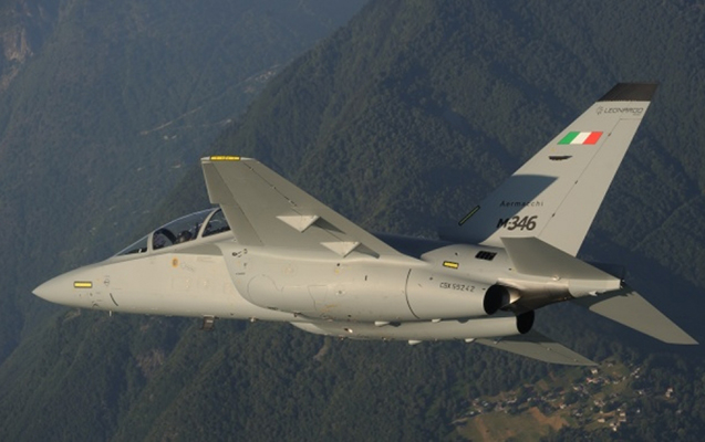 italiyada-herbi-teyyare-qezaya-ugradi