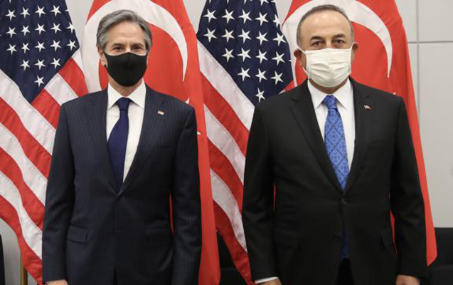 blinkenle-cavusoglunun-telefon-danisigi-oldu