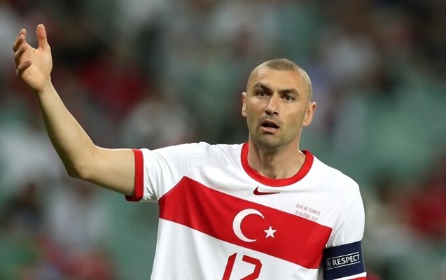 burak-yilmaz-milliden-getdi