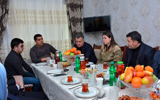 abseronda-sehid-aileleri-ziyaret-edildi