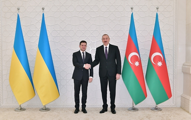 zelenski-ilham-eliyeve-zeng-etdi