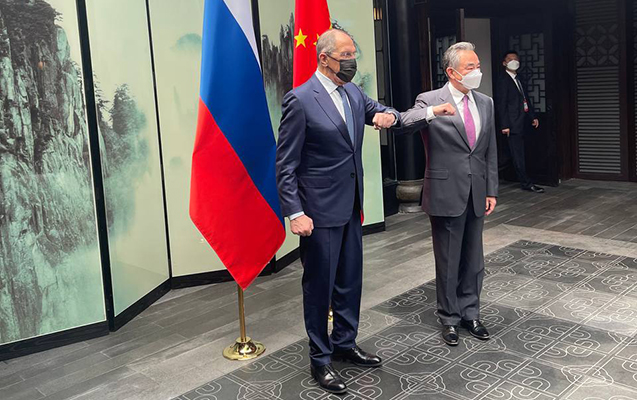 lavrov-cinde-danisiqlara-basladi