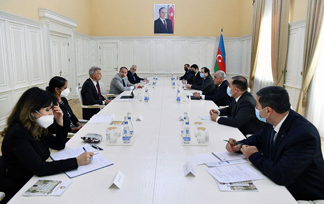 eli-esedov-dunya-bankinin-cenubi-qafqaz-uzre-regional-direktoru-ile-gorusdu