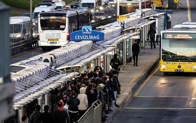 istanbulda-ictimai-neqliyyatda-gedishaqqi-artirildi