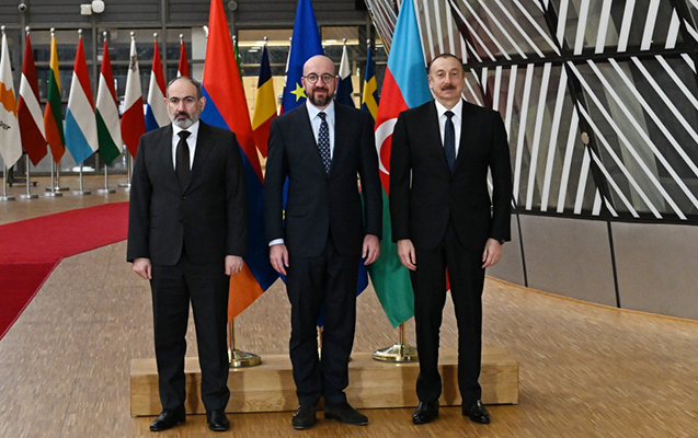 eliyev-pasinyan-gorusu-sulhe-dair-umidler-artir