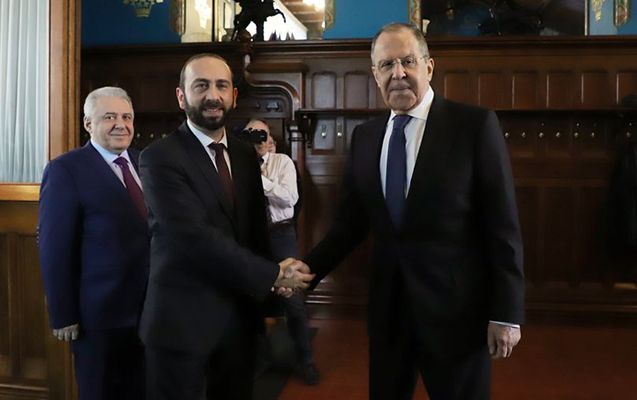 rusiya-ve-ermenistan-xin-bascilarinin-gorusu-oldu
