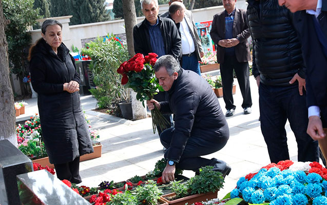 xirdalanda-sehidin-mezari-ziyaret-edildi