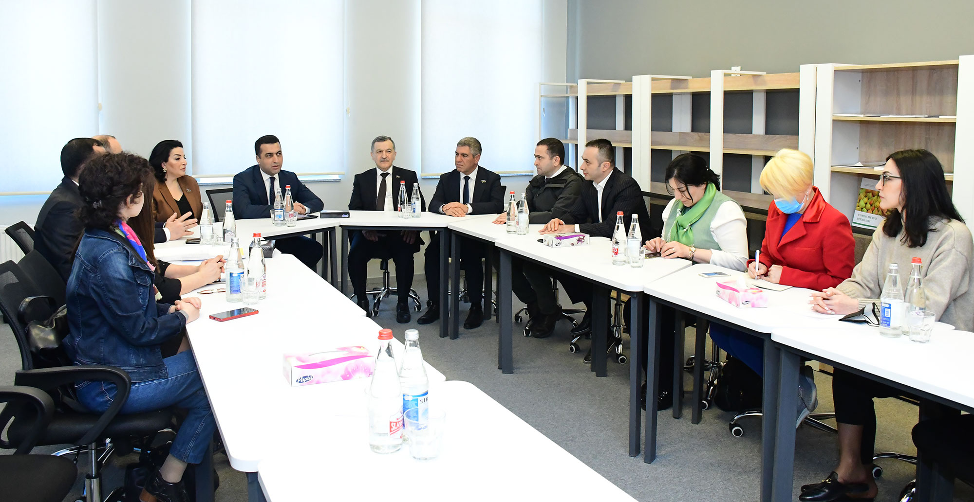 berde-pese-liseyine-infotur-teskil-edilib