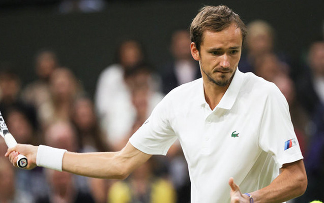 rusiya-ve-belarus-tenniscileri-bu-turnire-buraxilmayacaq