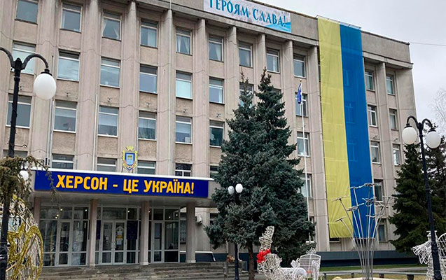 ruslar-xerson-meriyasinin-binasini-ele-kecirdiler