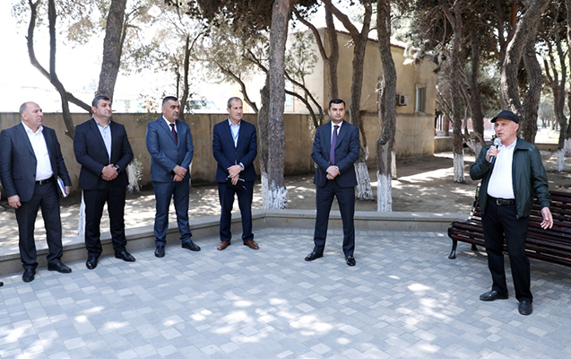 azeriqaz-nizamide-gorus-kecirdi