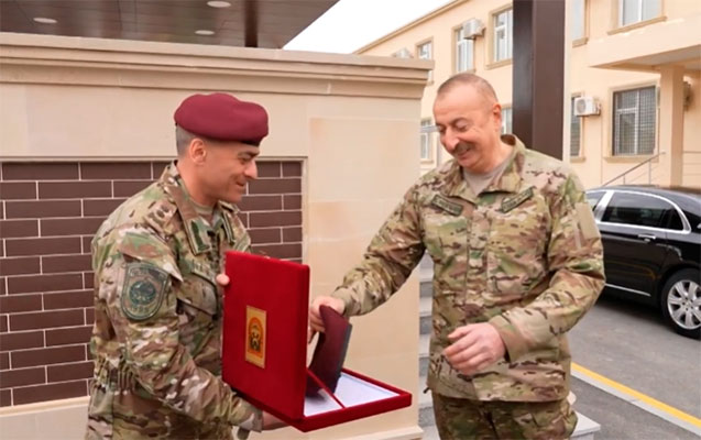 hikmet-mirzeyev-prezidente-beret-teqdim-etdi