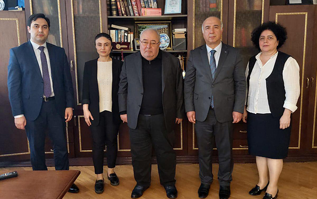 yokak-sedri-baki-avrasiya-universitetinde