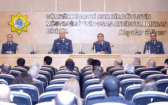 dovlet-gomruk-komitesinde-heyder-eliyev-anildi