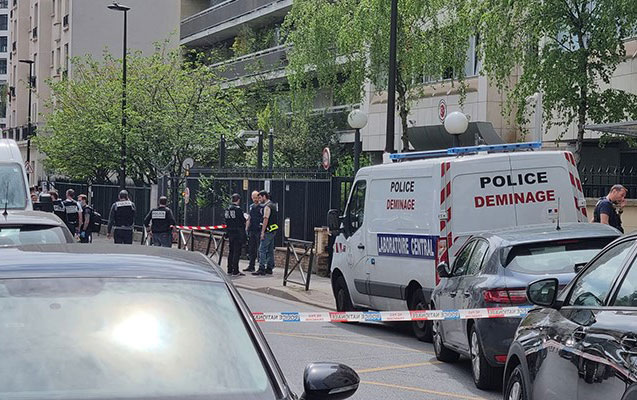 Parisdə Türkiyə konsulluğuna bomba atıldı