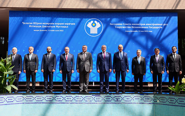 dusenbede-xin-rehberlerinin-gorusu-oldu