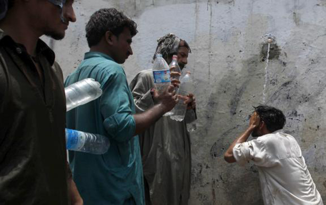 Pakistanda anomal istilər 3 uşağın həyatına son qoydu