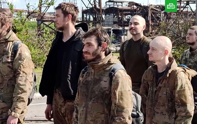 “Azov” döyüşçülərinin təslim olma anı - Video