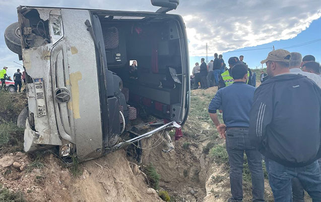 Türkiyədə avtobus aşdı, xeyli sayda yaralı var