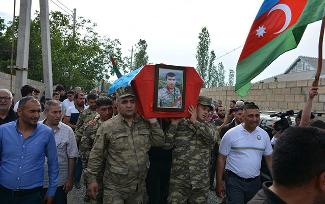 10-ay-komada-qaldiqdan-sonra-vefat-eden-qazi-defn-edildi