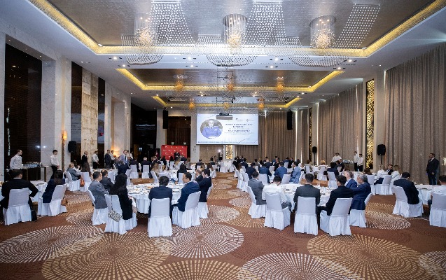 gomruk-komitesinin-rehberliyi-ile-amcham-uzvleri-arasinda-gorus-oldu